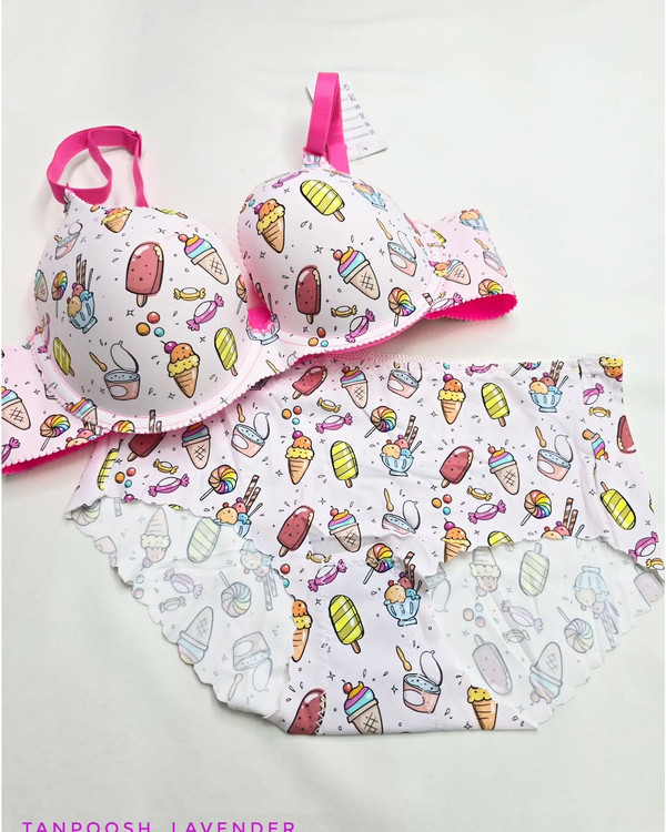 ست سوتین و شورت طرحدار لیزری– نمای جلو