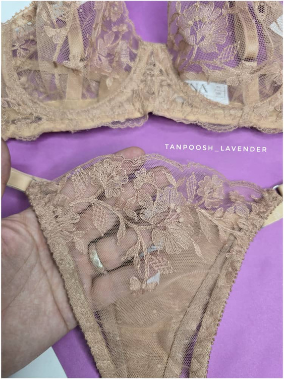 نمای نزدیک کاپ تور اروپایی سکسی و جذاب سوتین ژینا با فنر داخلی