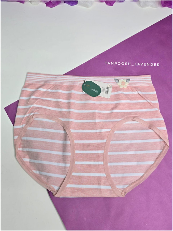 شورت زنانه سیملس راهراه صورتی با گل گلدوزی شده روی کمر