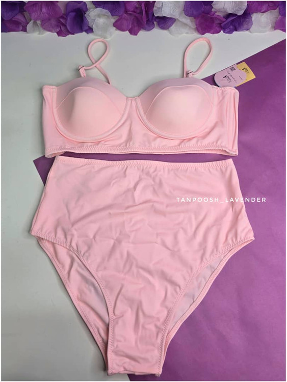 مایو دو تکه زنانه صورتی با کاپ و فنر – نمای جلو