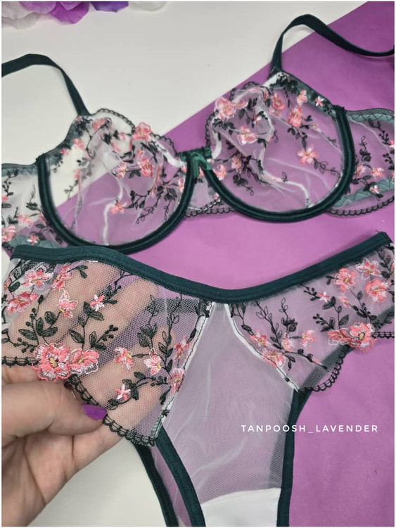 ست شیک و جذاب لباس زیر زنانه از برند نوشهپوش