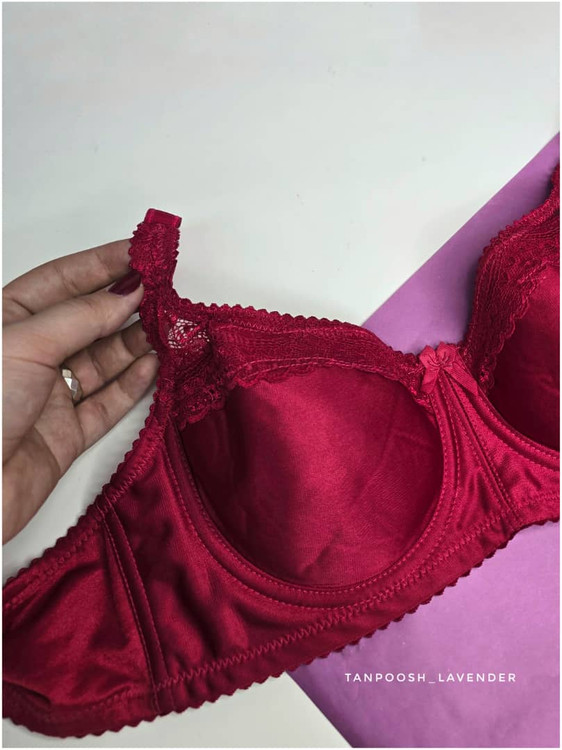 سوتین زنانه آوینا رنگ زرشکی – انتخابی دو رنگ برای استایلهای متنوع