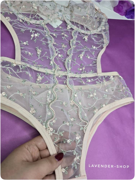 لباس زیر سکسی زنانه بادی فنردار Amira تور گلدار اروپایی سایز XL صورتی پودری