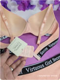 نمای نزدیک شورت نخی کبریتی رنگ گلبهی با کش مشکی برند Girl Secret