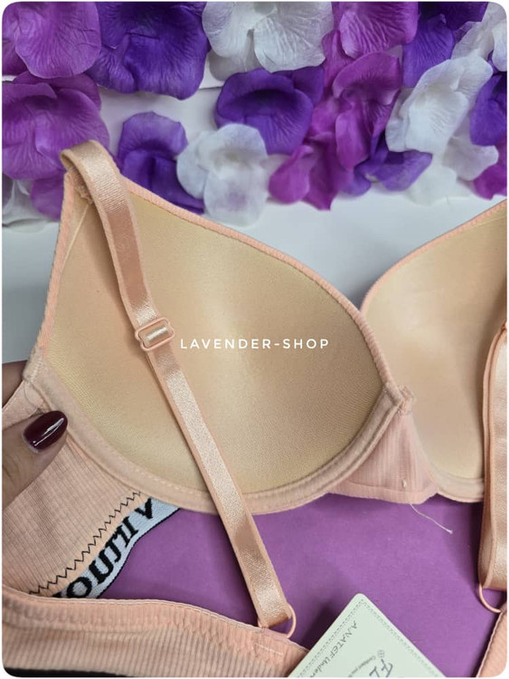 نمای داخل کاپ ست سوتین و شورت اسفنجی راحت و خوش کپ