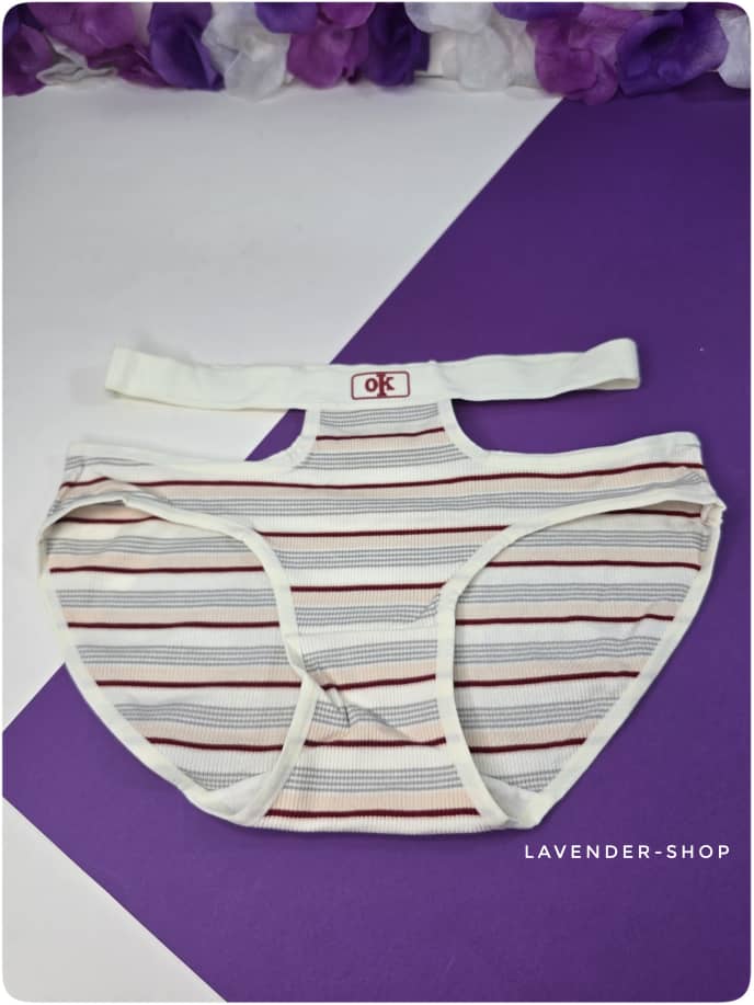 شورت فانتزی نخی کبریتی زنانه طرح راه‌راه رنگارنگ