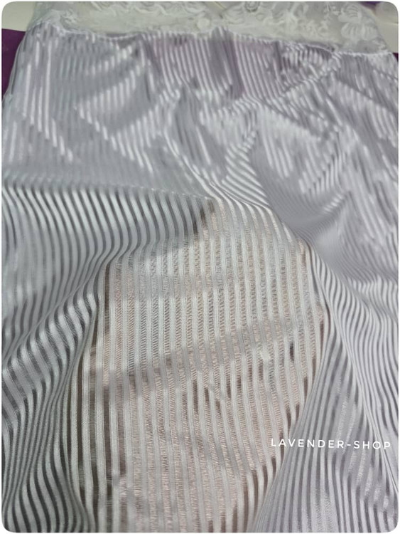 نمای نزدیک جنس ساتن لباس زیر برند شهره