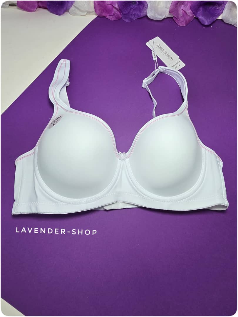 جزئیات مغزی‌دوزی و طراحی ظریف سوتین اسفنجی کاپ C