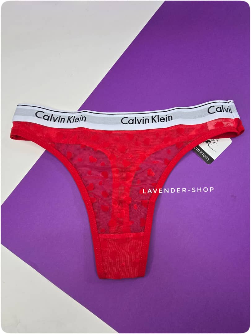 شورت بکلس کلوین زنانه رنگ قرمز، توری طرح‌دار برجسته با طراحی جذاب و استایل سکسی