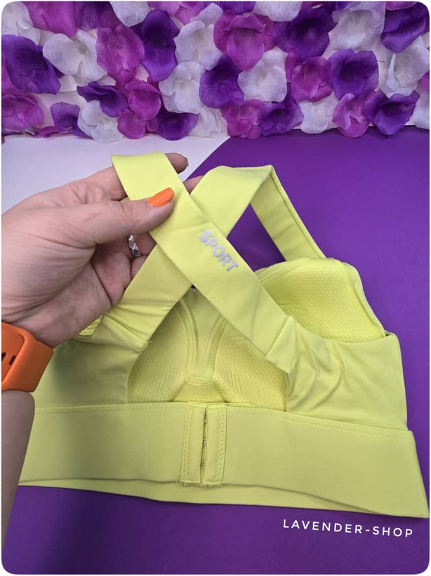 نیمتنه ورزشی زنانه رنگ لیمویی با جنس فلامنت، کاپ پرسی و بند ضربدری – مناسب ورزش و استفاده روزمره