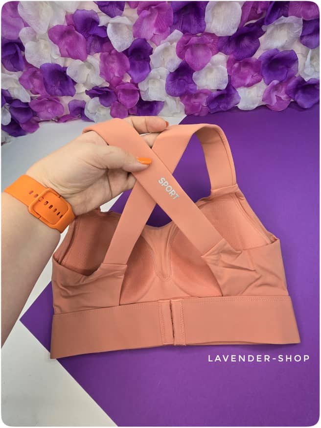 نیم‌تنه زنانه گل‌بهی با طراحی پشت ضربدری و قزن قابل تنظیم – نمای پشت – مناسب باشگاه.