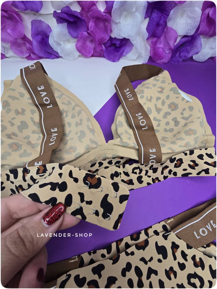 نمای پشت سوتین پلنگی لیزری زنانه با بند قابل تنظیم