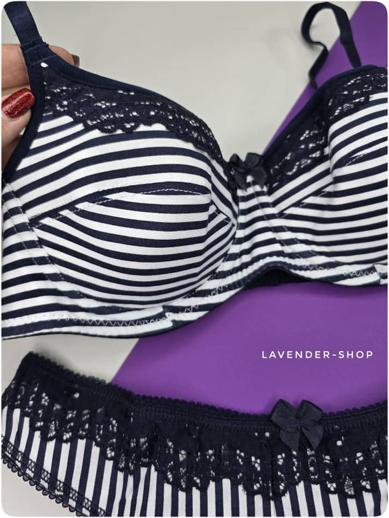 نمای کاپ و بند قابل تنظیم ست شورت و سوتین هونکس راهراه سرمهای سفید