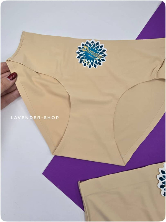 شورت لیزری فری سایز کرم روی سطح صاف