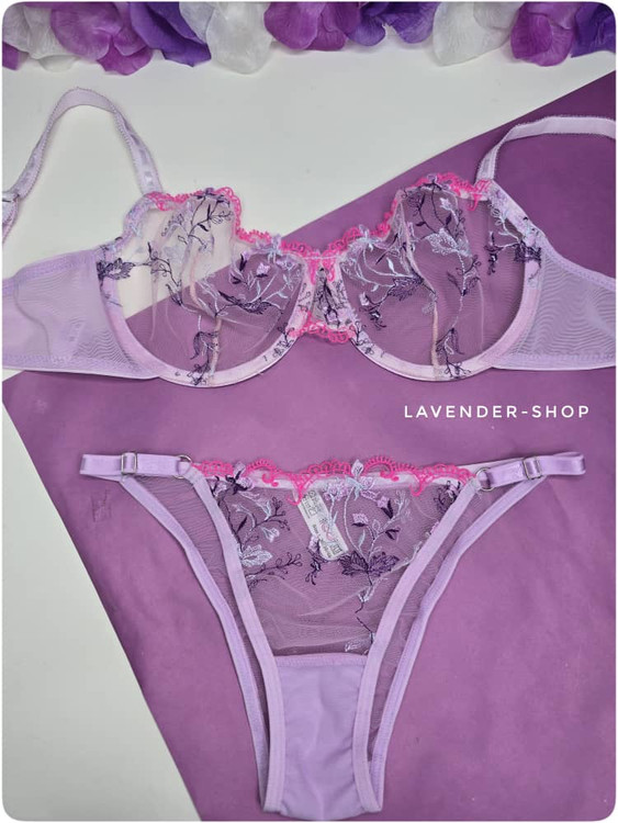 نمای جلو شورت توری فاق نخ انوشه