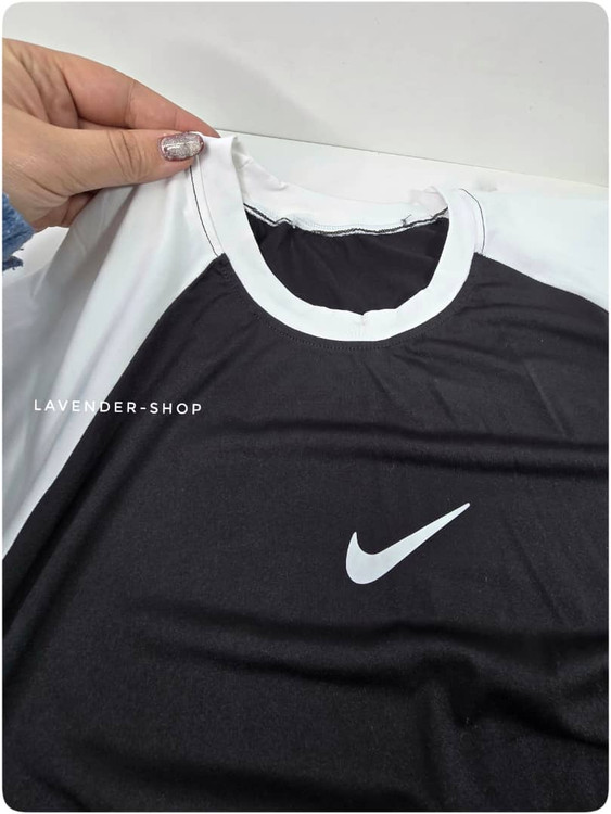 نمای نزدیک از بافت پارچه تیشرت ورزشی