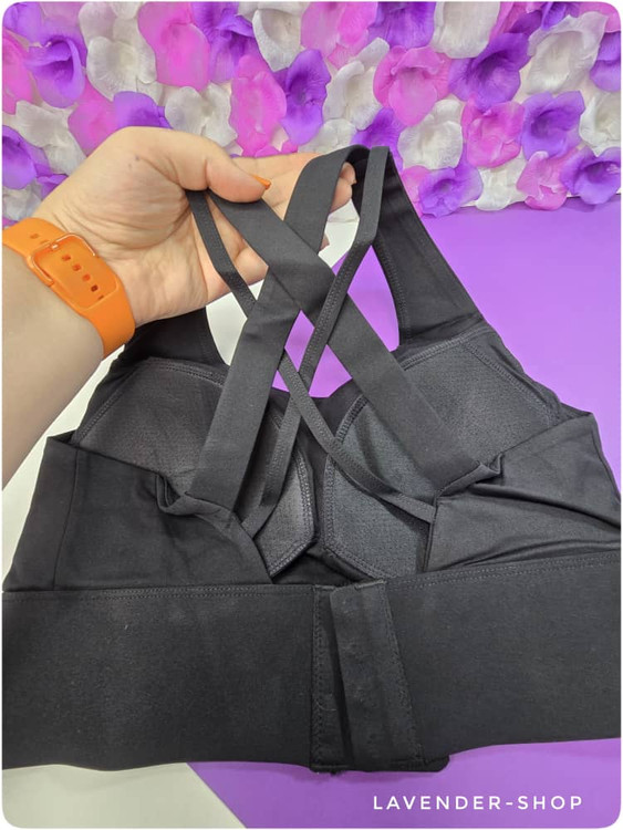 نمای پشت نیمتنه ورزشی فلامنت