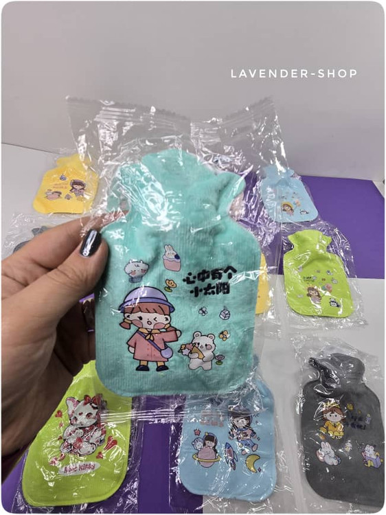 کیسه آب گرم کوچک سبزآبی مناسب شورت پریودی