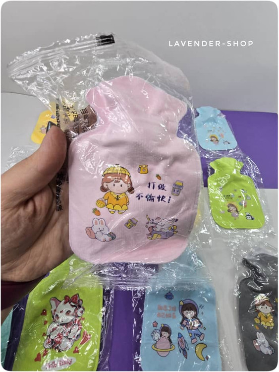 کیسه آب گرم کوچک تسکین درد پریود صورتی