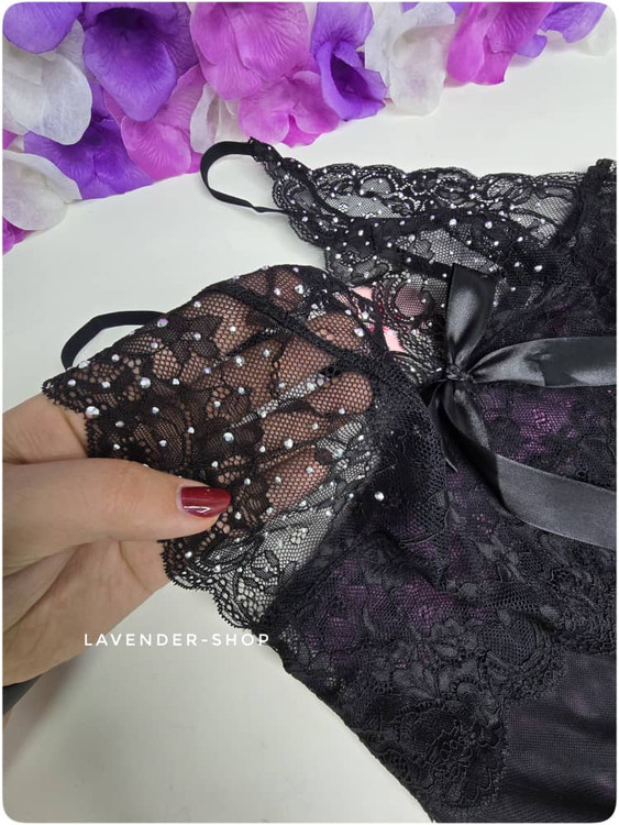 لباس خواب زنانه توری ظریف با طراحی فانتزی و فرم آزاد