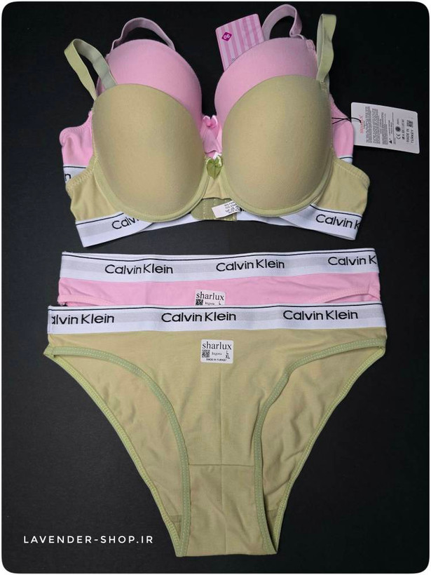 کش پهن چاپ Calvin Klein روی شورت
